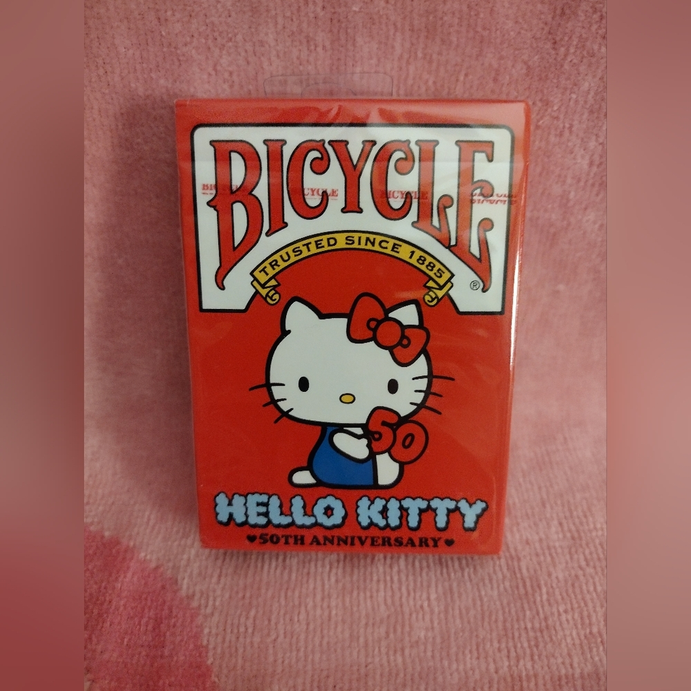 Hello Kitty 50th Anniversary Bicycle Playing Cards - Picture 8 of 11